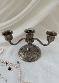 Подсвечник на три свечи