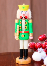 Деревянный 