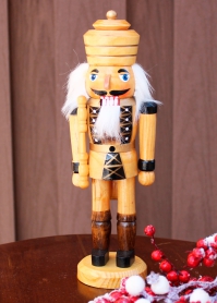 Деревянный «Щелкунчик» / Германия