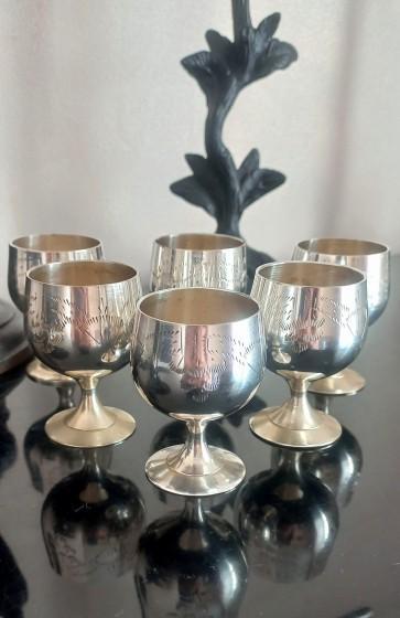 Антикварный набор посеребреных рюмок / Англия