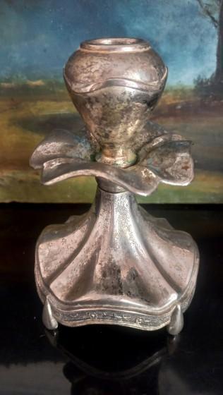 Старинный подсвечник в стиле ар-нуво